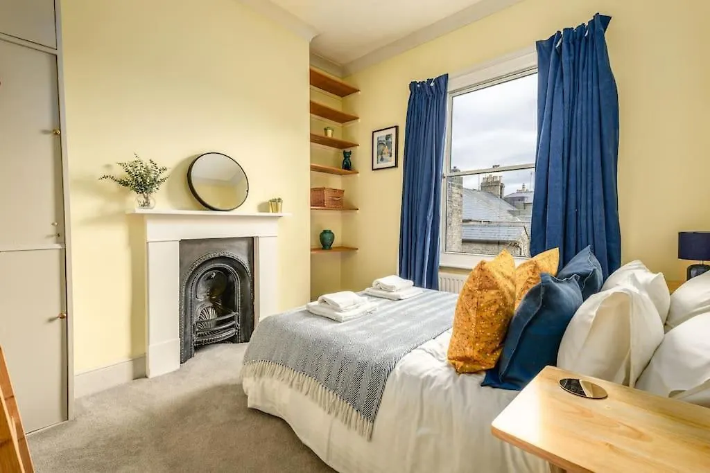 Apartment 5 Bed Central Period Townhouse Cambridge