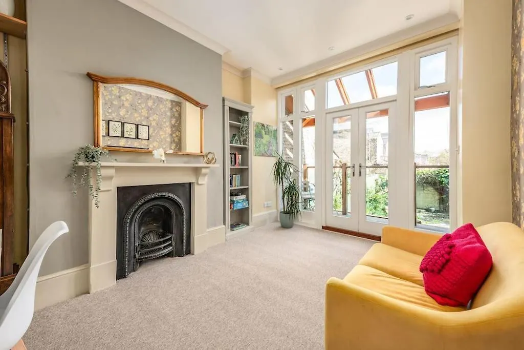 5 Bed Central Period Townhouse Cambridge  0*, Cambridge (Cambridgeshire)