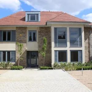  Apartment Citystay - Pringle House