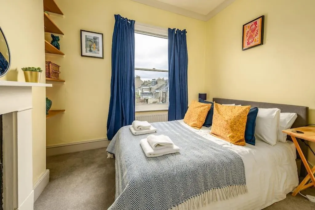 Lägenhet 5 Bed Central Period Townhouse Cambridge Storbritannien
