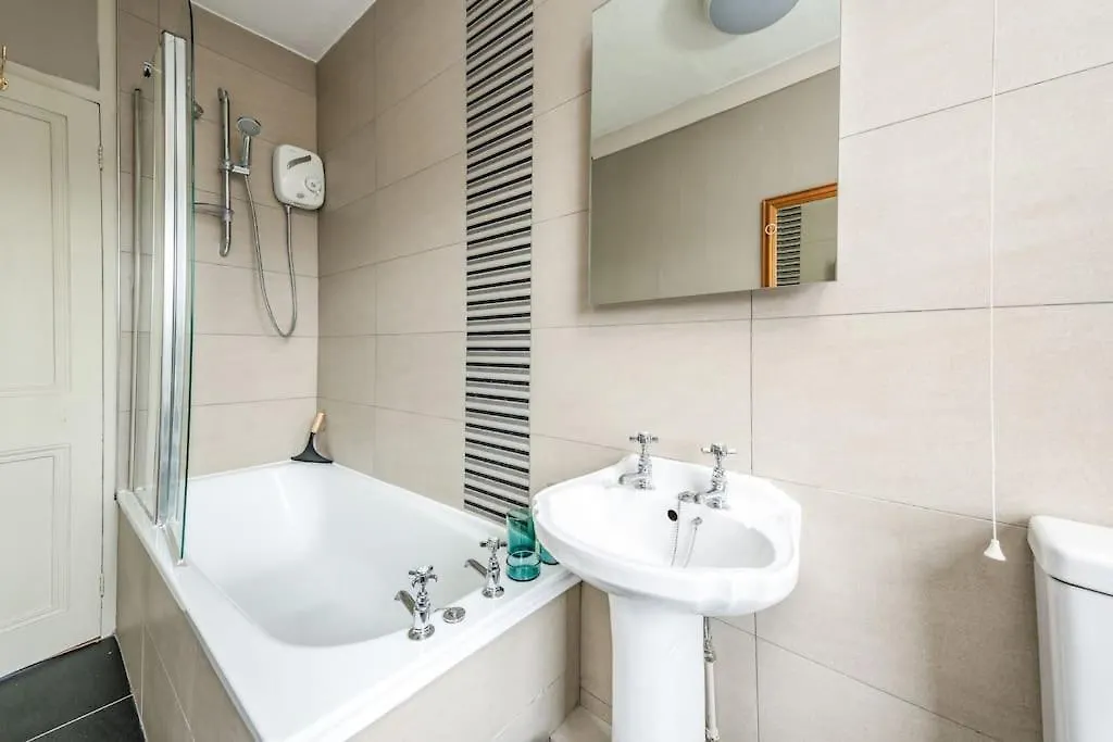 5 Bed Central Period Townhouse Cambridge Storbritannien